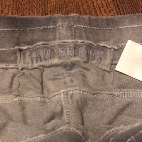 EUC True Religion Charcoal Grey Stars Biker Pant High Waisted Joggers - Picture 7 of 8